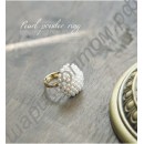 Колечко elegant mushroom head of white pearl